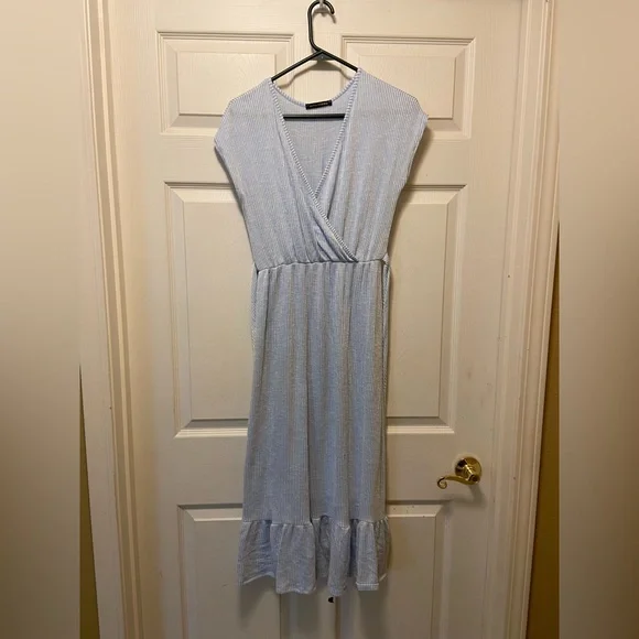 caution to the wind blue dress Caution To The Wind White And Blue Dress Size Small , light weight